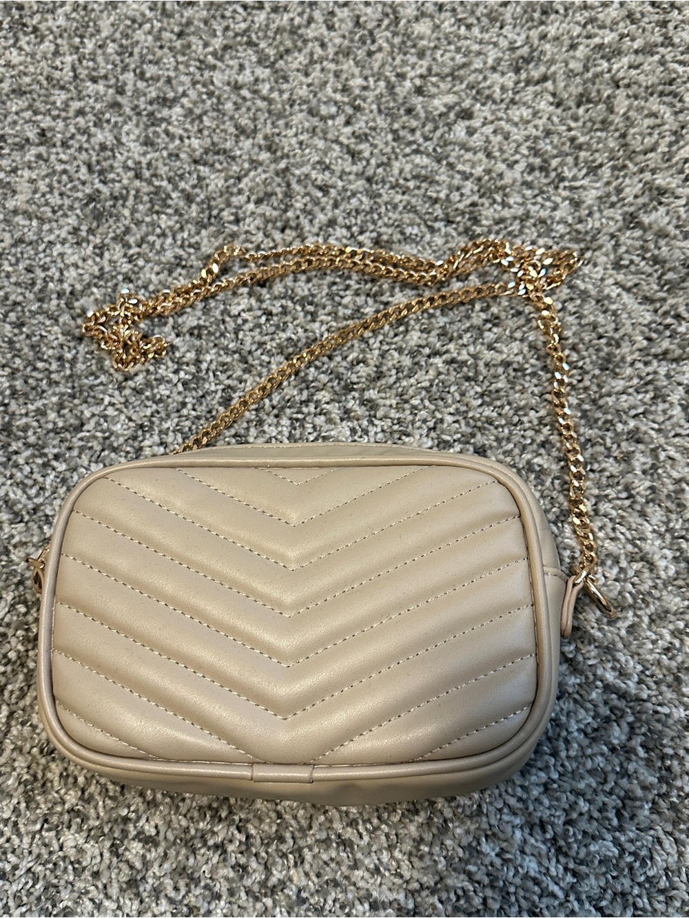 Beige Quilted Crossbody Bag with Gold Chain Strap